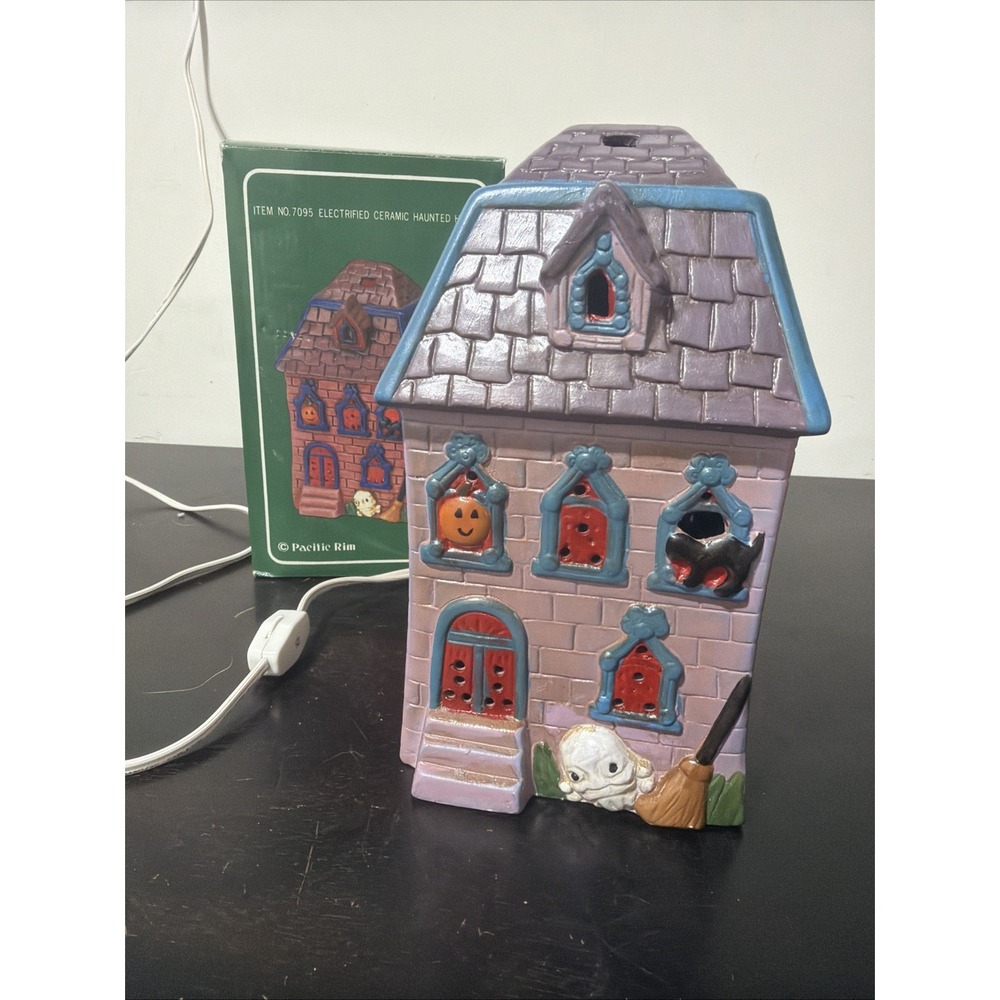 Pacific Rim Electrified Ceramic Haunted House with Light And Box Halloween